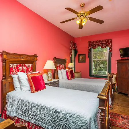 Spencer House Inn-2